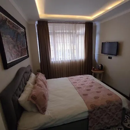 Basilica Hotel 2*