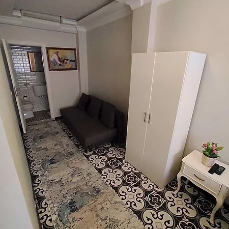 Hotel Basilica 2*