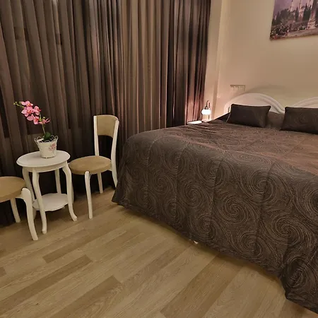 Basilica מלון 2*